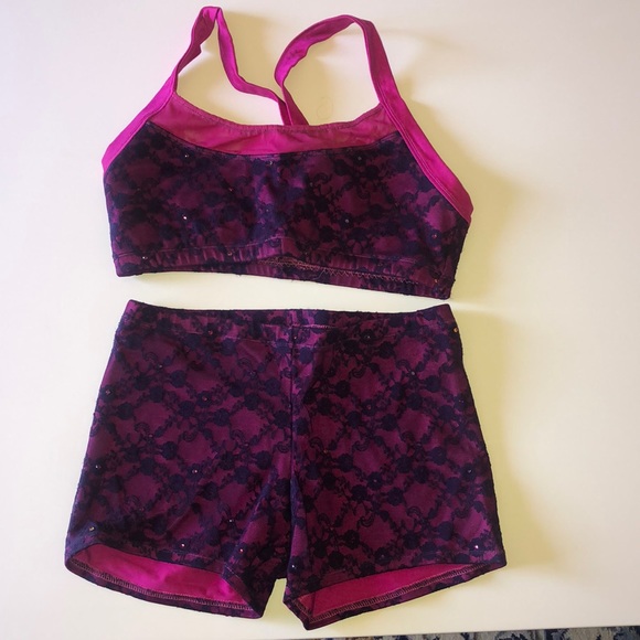 Dance set - Picture 1 of 2